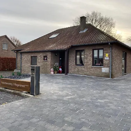 Vakantiewoning 't Reigersnest Nyaraló